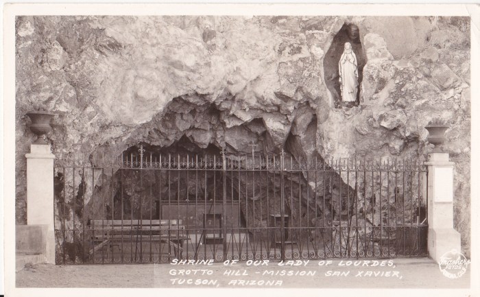 Postcard collection of Mary Mirota, dated 14 January 1942.