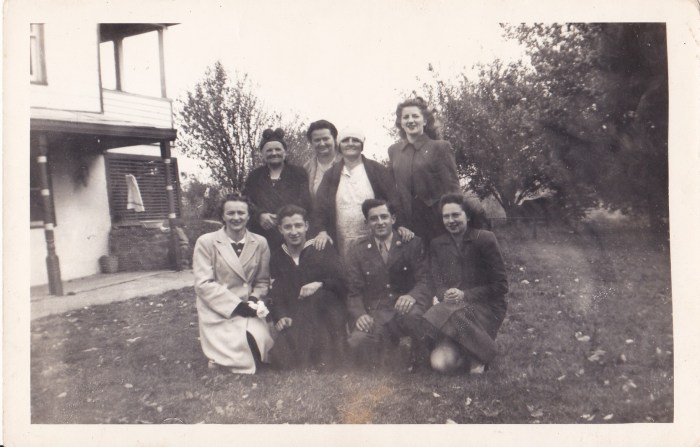 Eva Stacks and Family - 17 October 1943, Sunday